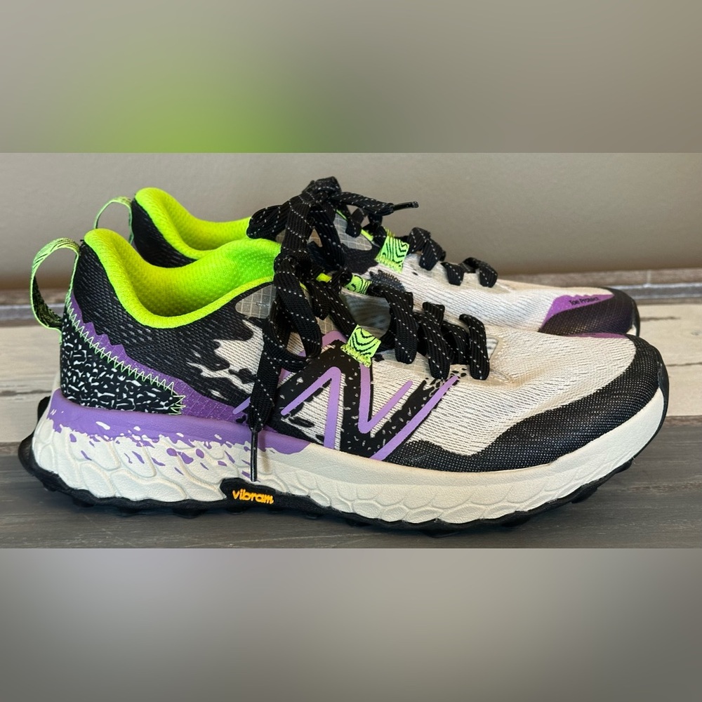 New Balance Womens Fresh Foam X Hierro V7 Trail Running‎ Shoe - Size 8